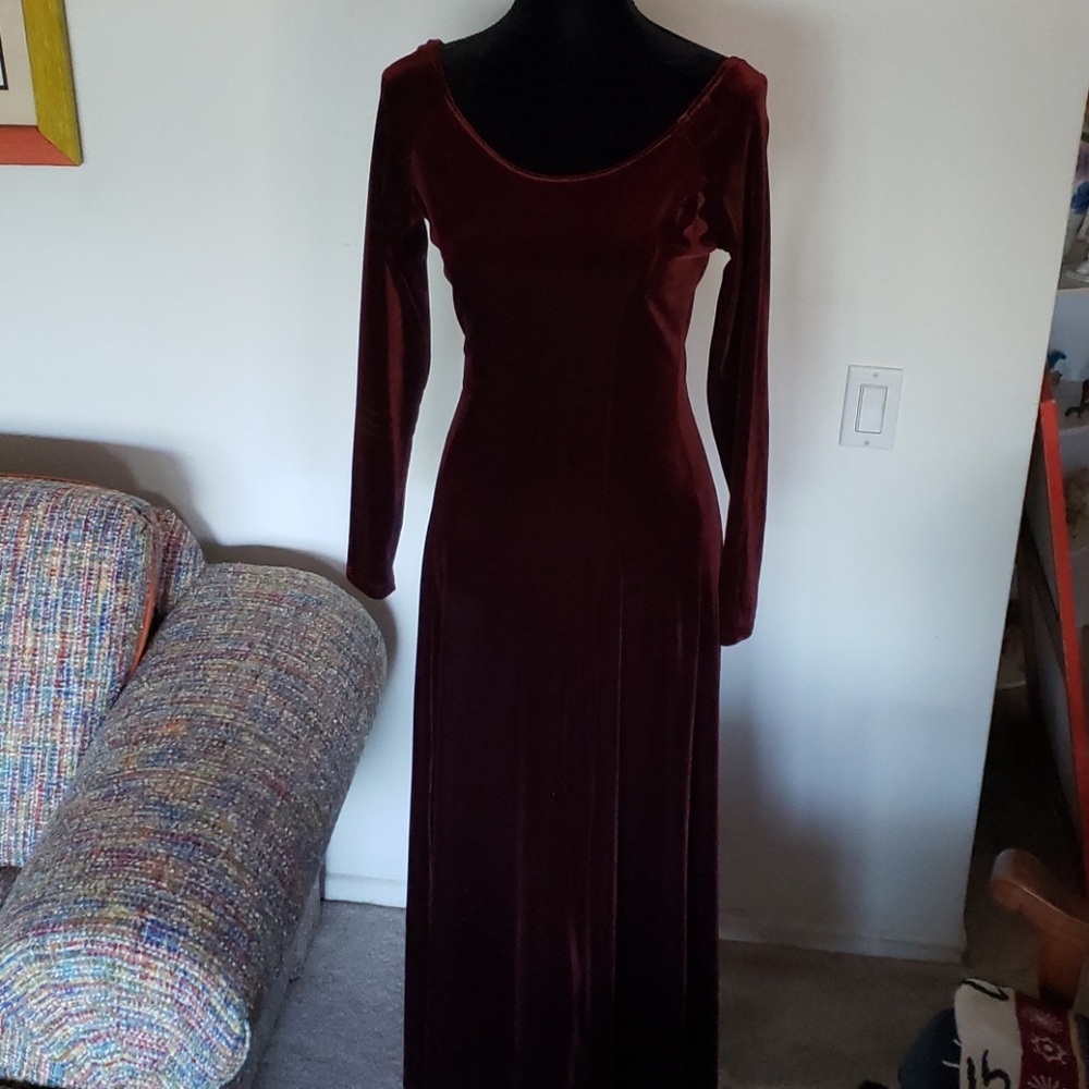 Stretch velvet maxi dress